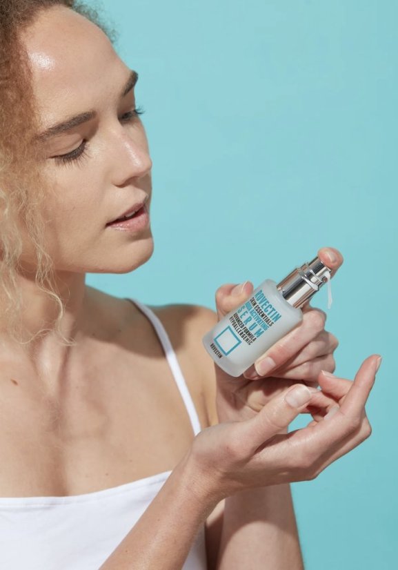 Rovectin Skin essential aqua activating serum