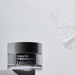 Derma Max Brightening Clinic(1)